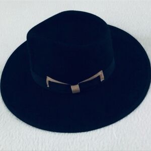 NEW✨️Btb Los Angeles✨️ Women's Black Wool Hat